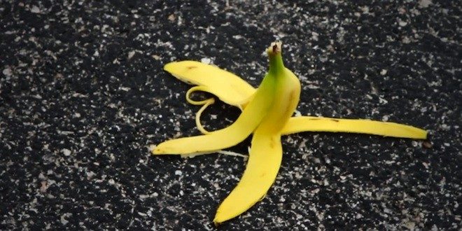 news_banane_glisser_deraper_mario_kart